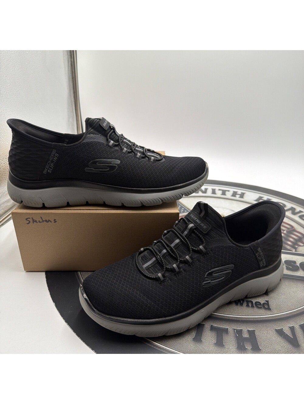 Skechers Summits High Range Mens Size 9 232457W Black Running Shoes No Box